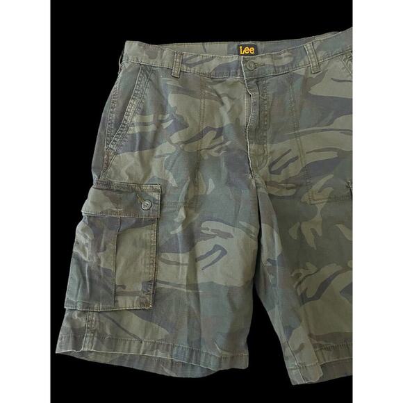 Lee Cargo Camo Shorts Size 36 Mens Camouflage Baggy Y2K Pockets Vintage 2000s - Picture 3 of 10